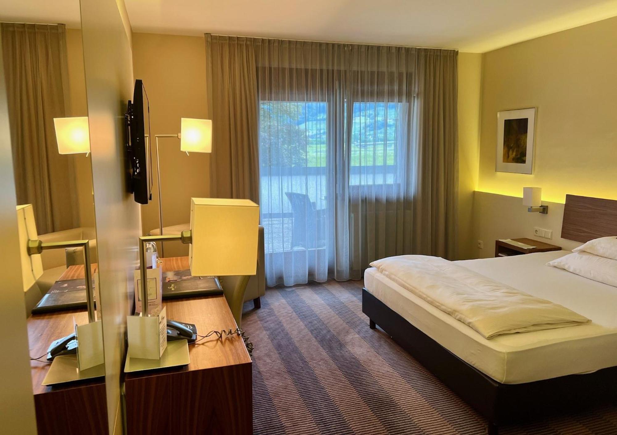 Hotel Gasthof Kroenele Lustenau Extérieur photo